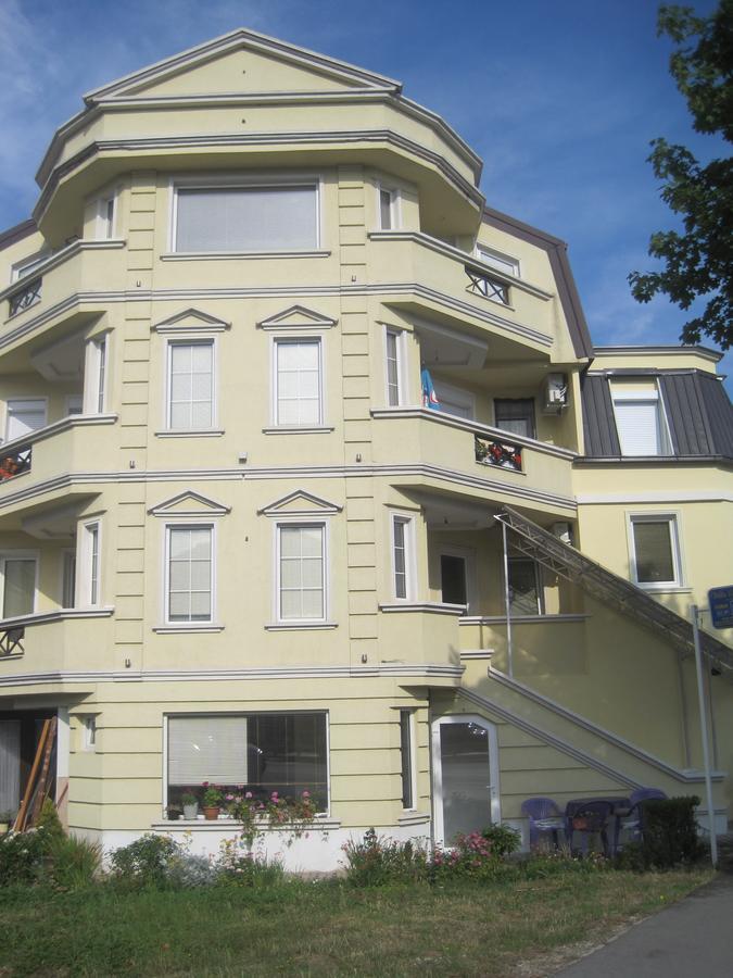Villa Renessans Ochryda Zewnętrze zdjęcie
